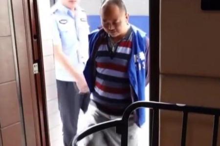 算命老头骗财骗色
