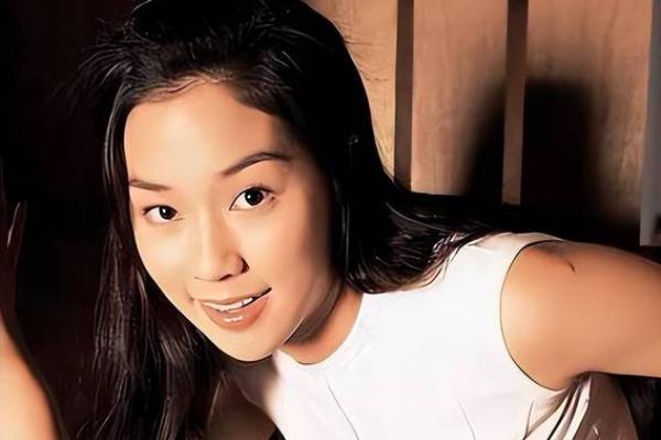 “千亿儿媳”徐子淇：娘胎就算好八字，为嫁豪门父亲不惜迁祖坟？