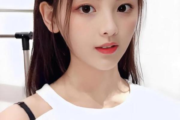 杨超越是啥星座,鞠婧祎上升星座