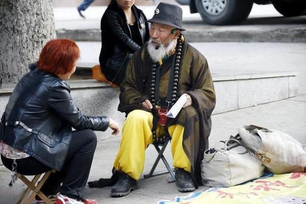 算命先生说我的婆娘在东南方向! 农村里的冬日