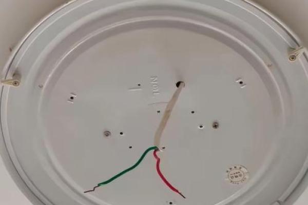 房子内的灯老是坏风水