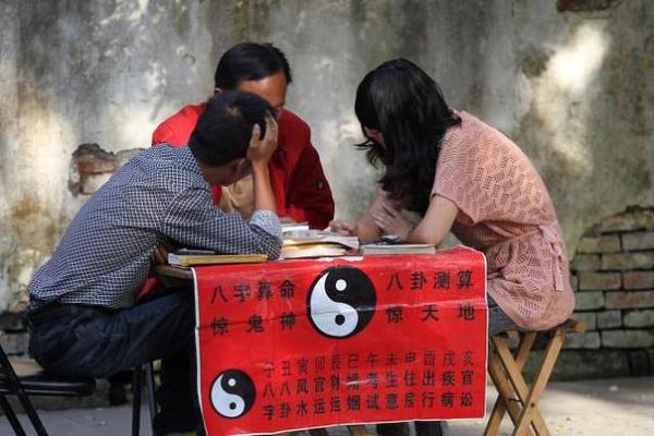 学会这些观人术，你也可以帮人算命了！