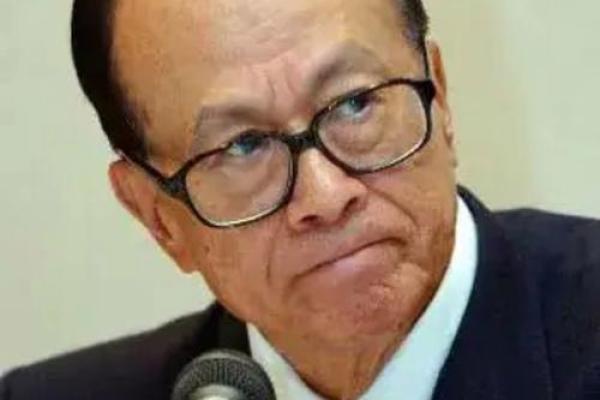 李嘉诚的八字是什么格局